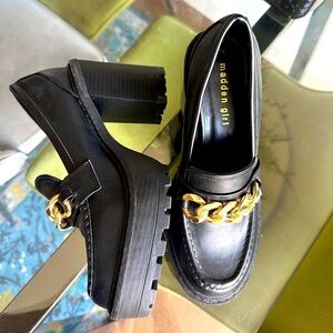 Madden Girl Black Platform Loafers with Gold Chain - New